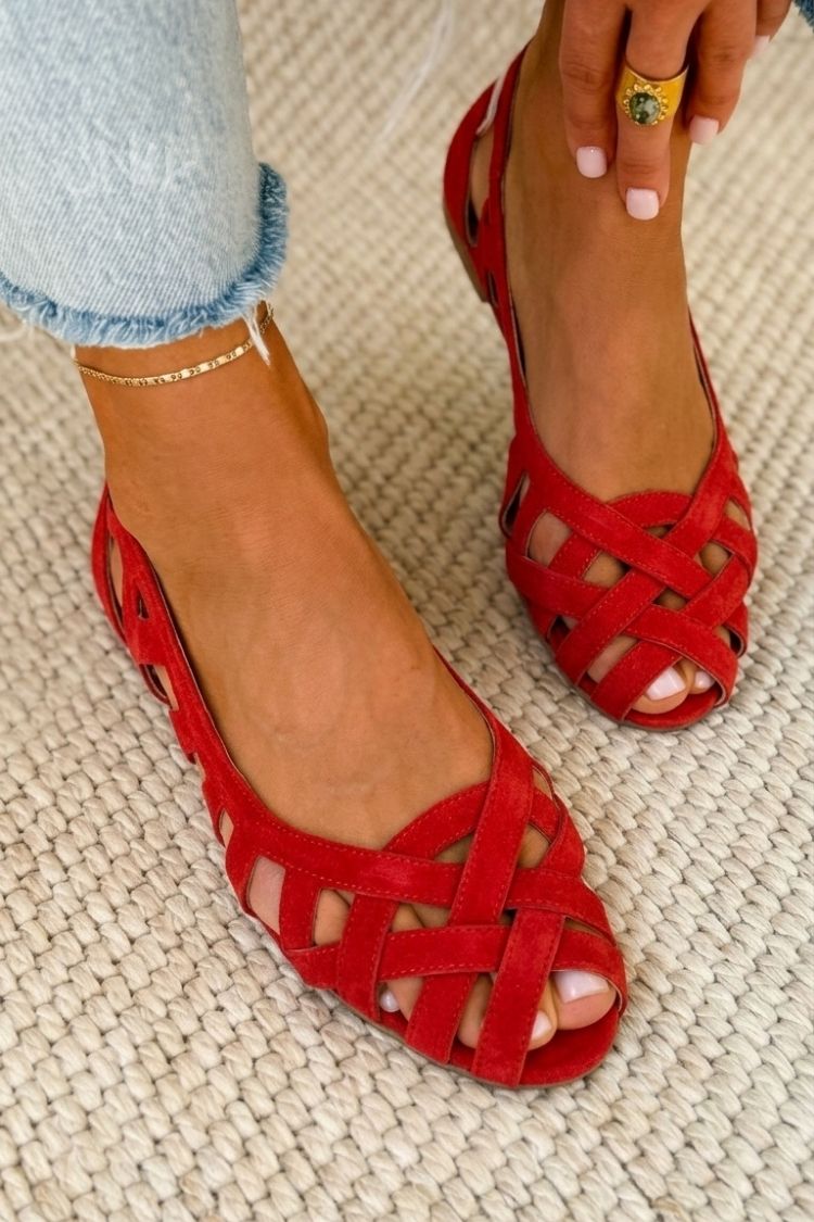 Hina | Flat open-toe sandals with braided material