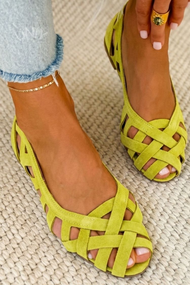 Hina | Flat open-toe sandals with braided material