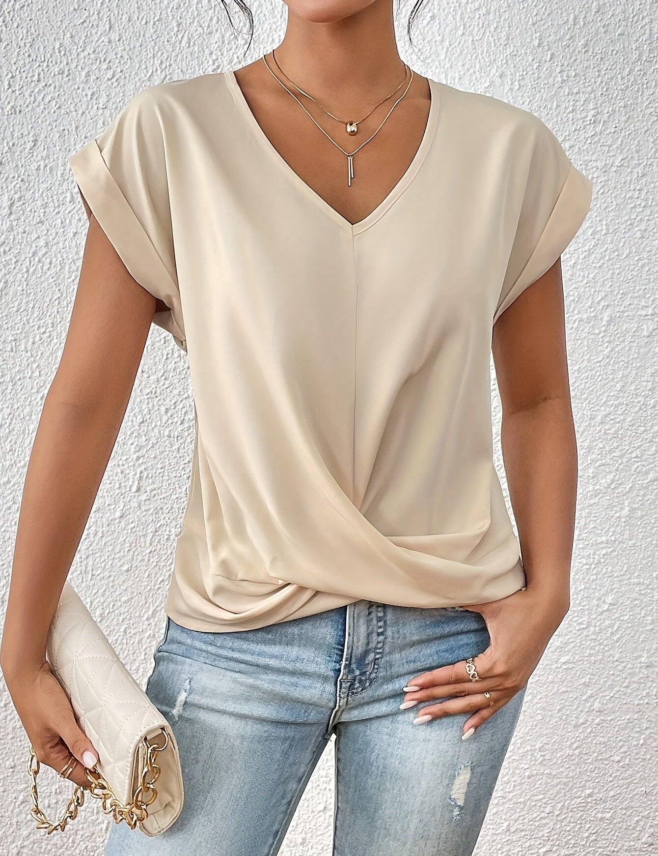 Van Delft Mode® | Comfortabel T-shirt met elegante halslijn (TIJDELIJK 1+1 GRATIS!)