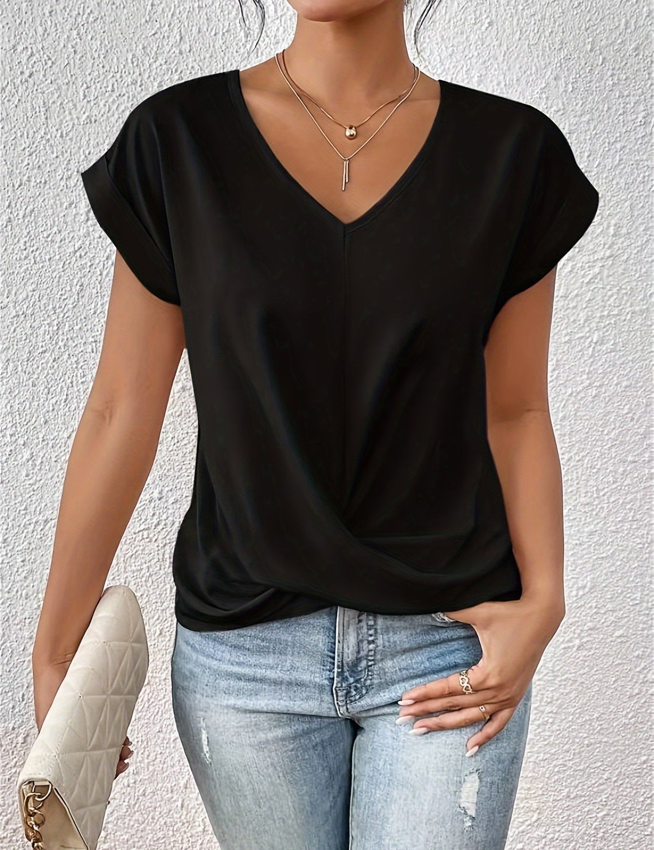 Van Delft Mode® | Comfortabel T-shirt met elegante halslijn (TIJDELIJK 1+1 GRATIS!)