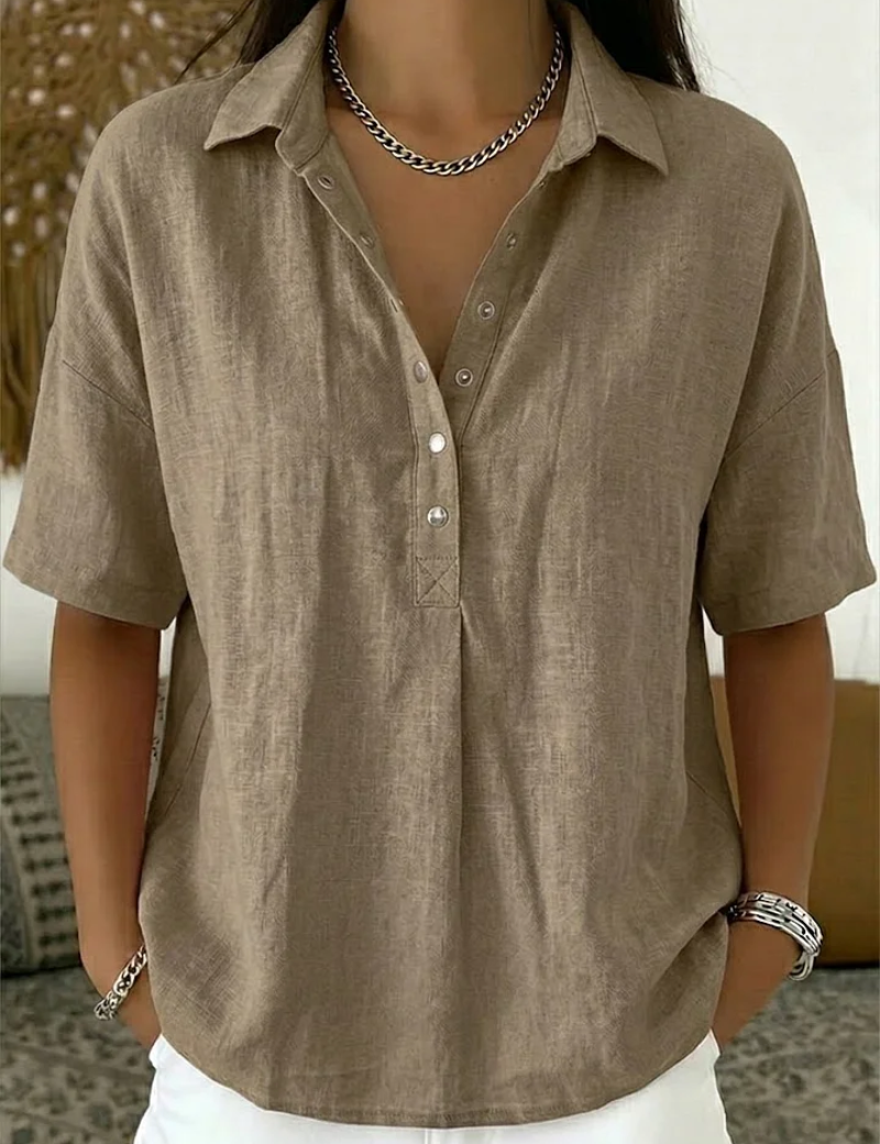 Van Delft Mode® | Blouse met kraag en knoopdetail (TIJDELIJK 1+1 GRATIS!)